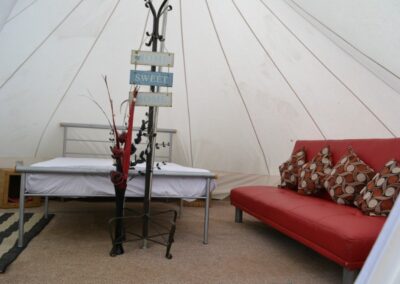 Gallery 152646928512